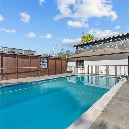 Spacious Galleria Apartment With Free Park Houston Esterno foto